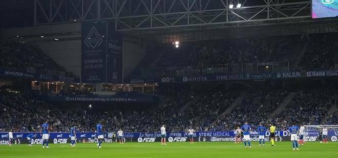 包含门兴格拉德巴赫迎西甲关键赛,清晨队长鼓劲,引发热议,训练强度明显提升的词条 包含门兴格拉德巴赫迎西甲关键赛,清晨队长鼓劲,引发热议,训练强度明显提升的词条