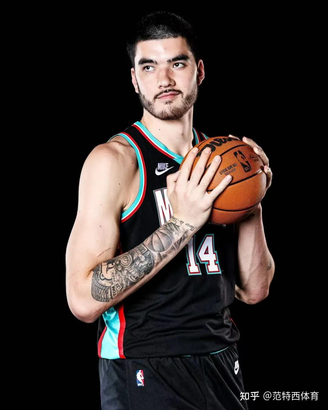 开云体育官网-关于孟菲斯灰熊发布备战花絮，今晚战术微调，NBA季后赛任务艰巨，球探报告显示潜力的信息